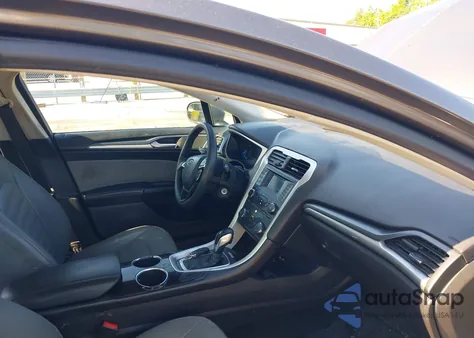 2013 Ford Fusion S из США, поврежденный, VIN 3FA6P0G78DR338573